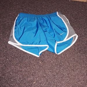 Nike girls shorts